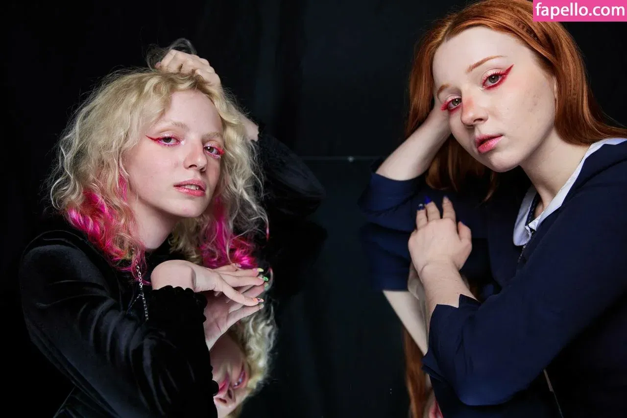 Romanowwa / tttsss_ccchhh Onlyfans Photo Gallery 