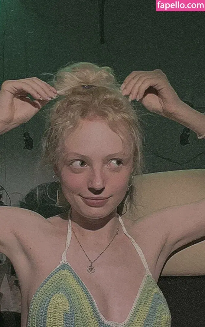 Romanowwa / tttsss_ccchhh Onlyfans Photo Gallery 