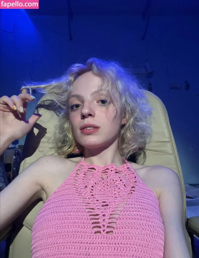 Romanowwa / tttsss_ccchhh Onlyfans Photo Gallery 