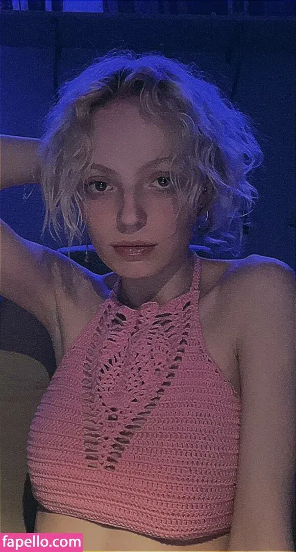 Romanowwa / tttsss_ccchhh Onlyfans Photo Gallery 