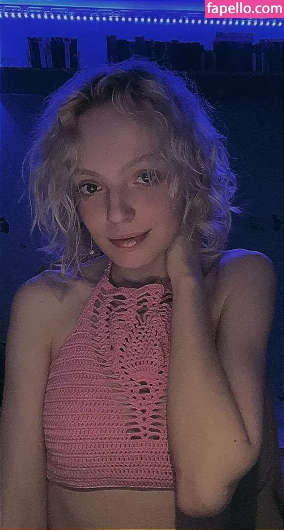 Romanowwa / tttsss_ccchhh Onlyfans Photo Gallery 