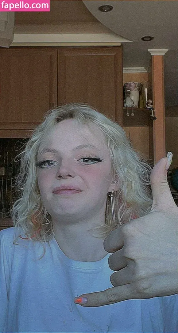 Romanowwa / tttsss_ccchhh Onlyfans Photo Gallery 