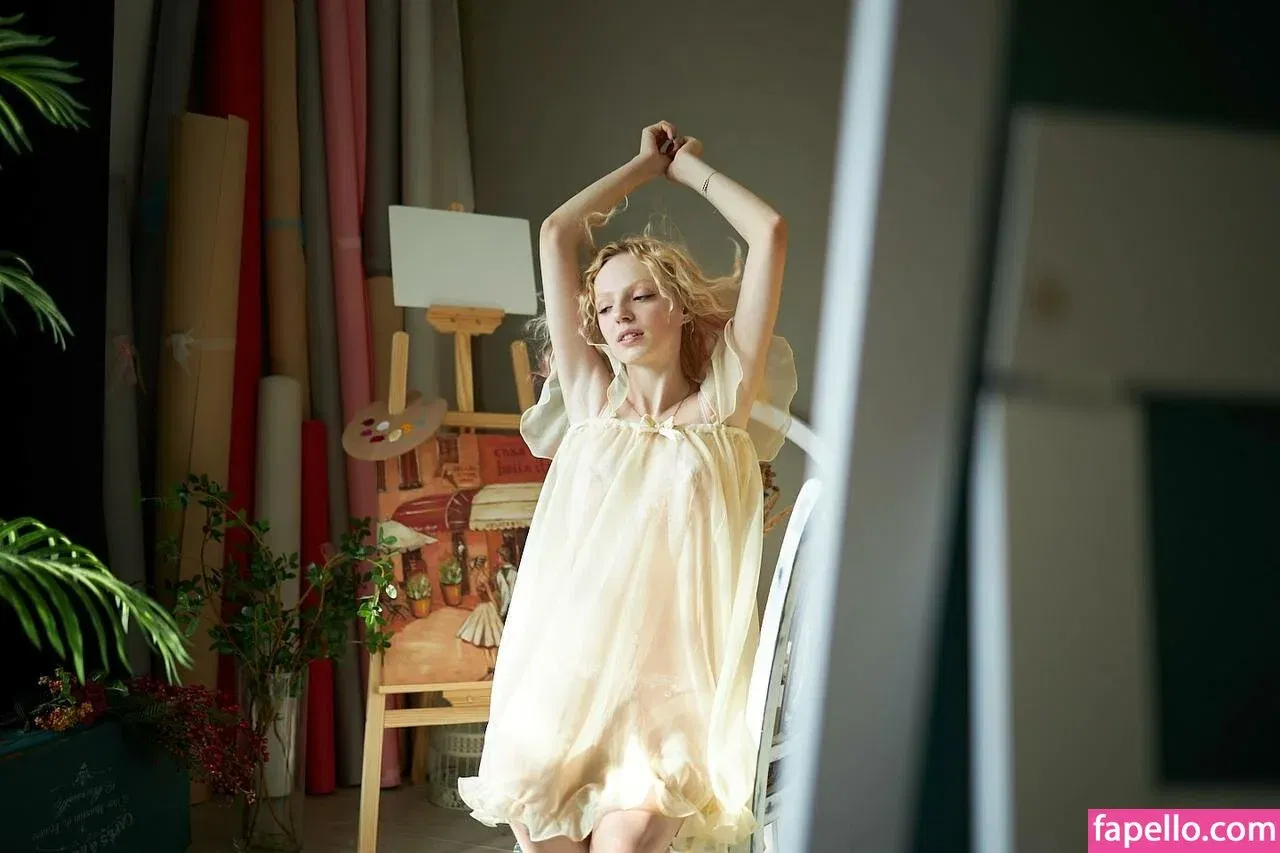 Romanowwa / tttsss_ccchhh Onlyfans Photo Gallery 