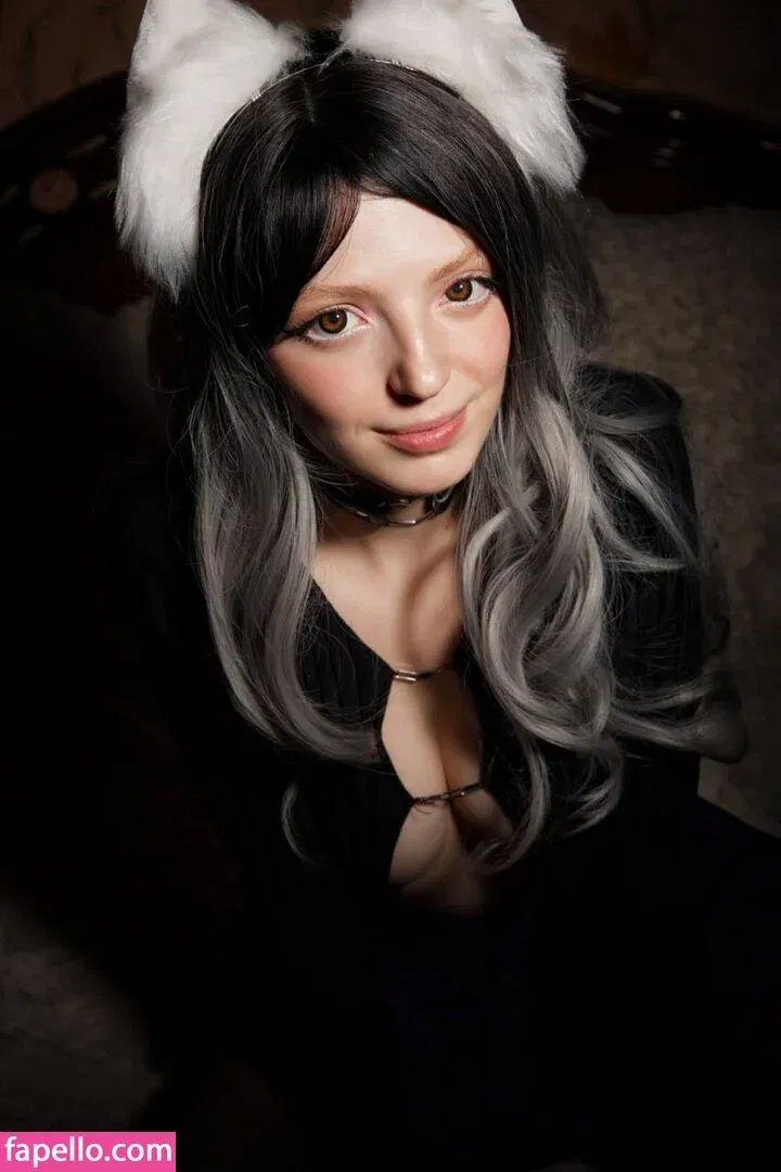 Romanowwa / tttsss_ccchhh Onlyfans Photo Gallery 