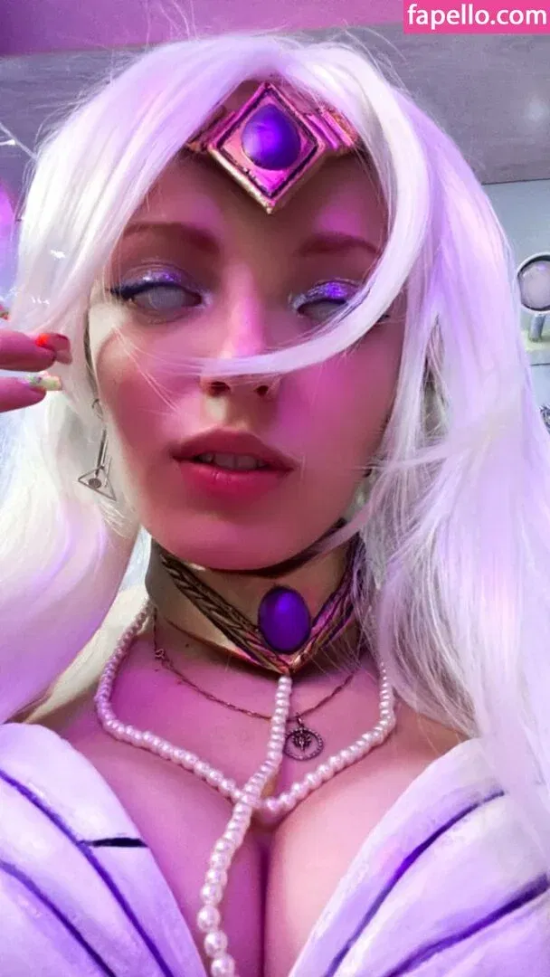 Romanowwa / tttsss_ccchhh Onlyfans Photo Gallery 