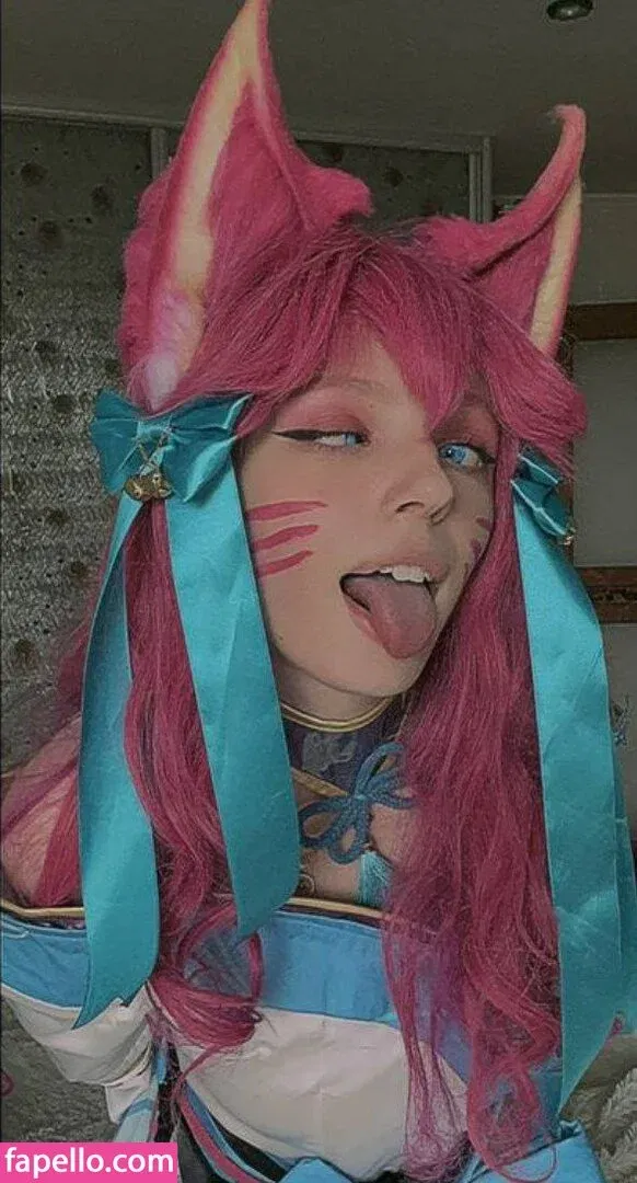 Romanowwa / tttsss_ccchhh Onlyfans Photo Gallery 