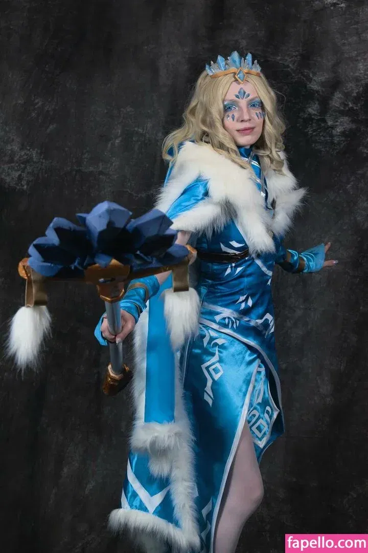 Romanowwa / tttsss_ccchhh Onlyfans Photo Gallery 