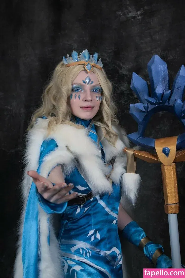 Romanowwa / tttsss_ccchhh Onlyfans Photo Gallery 