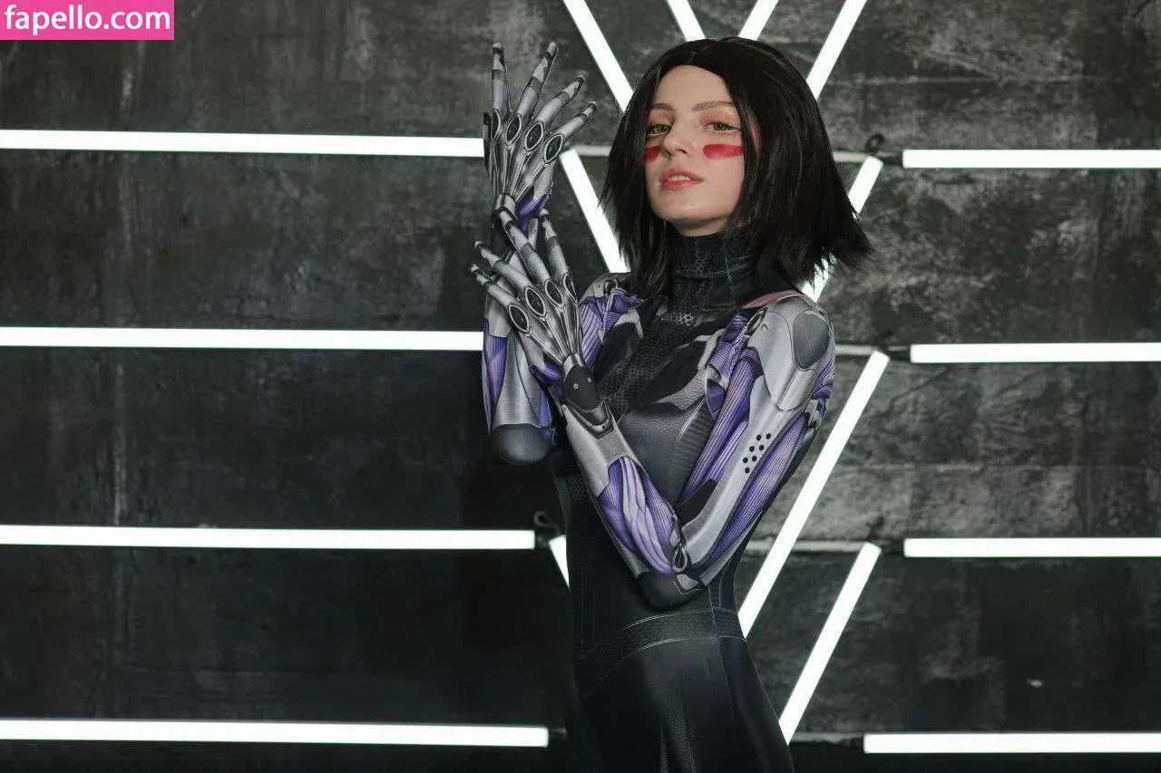 Romanowwa / tttsss_ccchhh Onlyfans Photo Gallery 