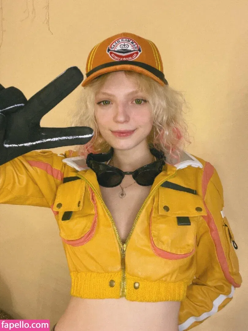 Romanowwa / tttsss_ccchhh Onlyfans Photo Gallery 