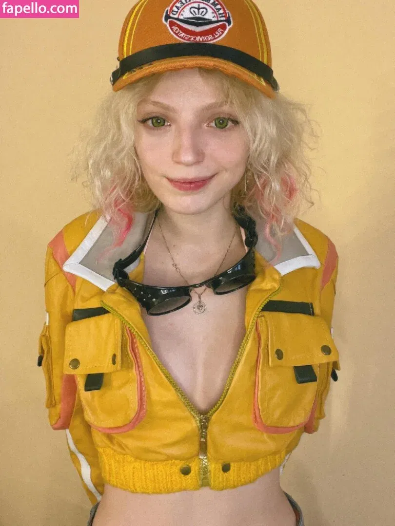 Romanowwa / tttsss_ccchhh Onlyfans Photo Gallery 