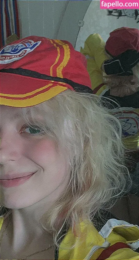 Romanowwa / tttsss_ccchhh Onlyfans Photo Gallery 