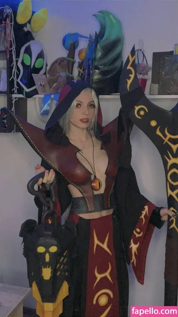 Romanowwa / tttsss_ccchhh Onlyfans Photo Gallery 