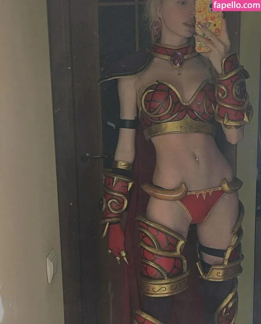 Romanowwa / tttsss_ccchhh Onlyfans Photo Gallery 