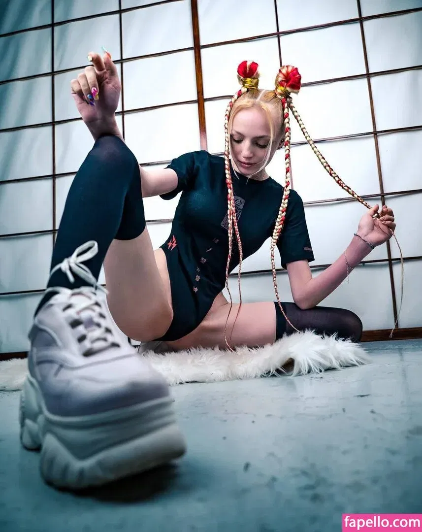 Romanowwa / tttsss_ccchhh Onlyfans Photo Gallery 