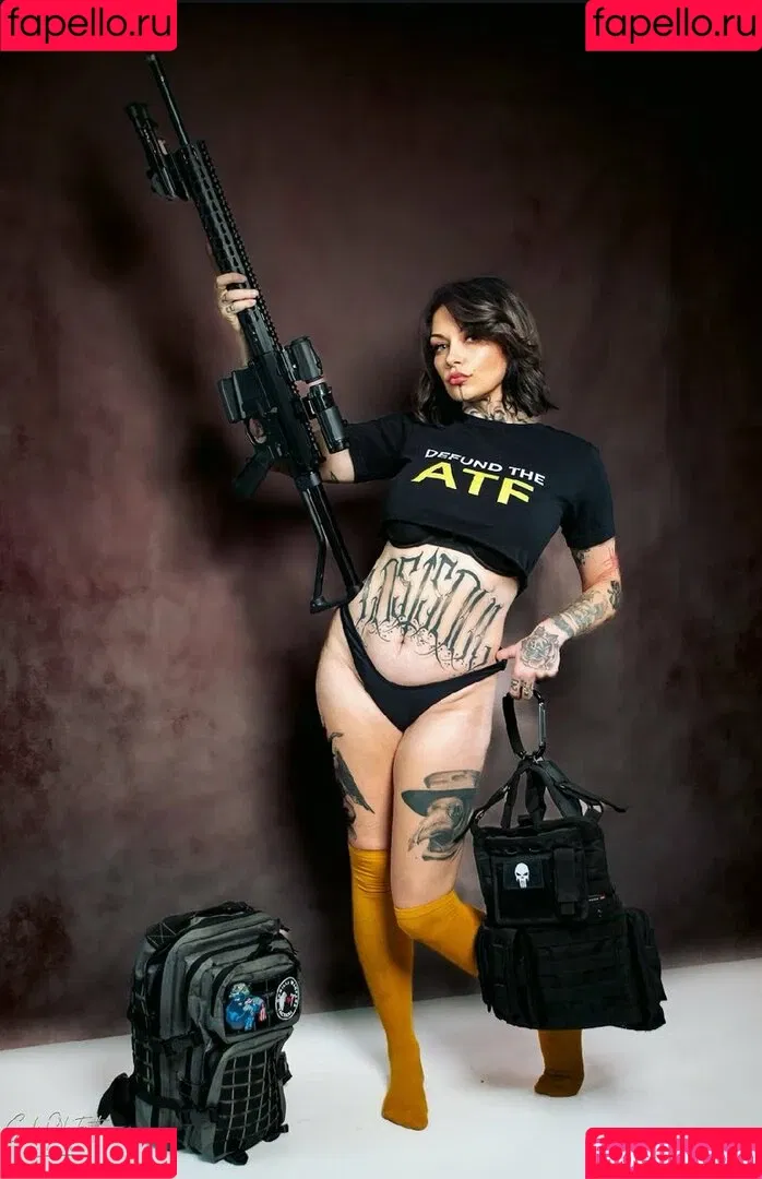 Gun Bunnies / amandashoots Onlyfans Photo Gallery 