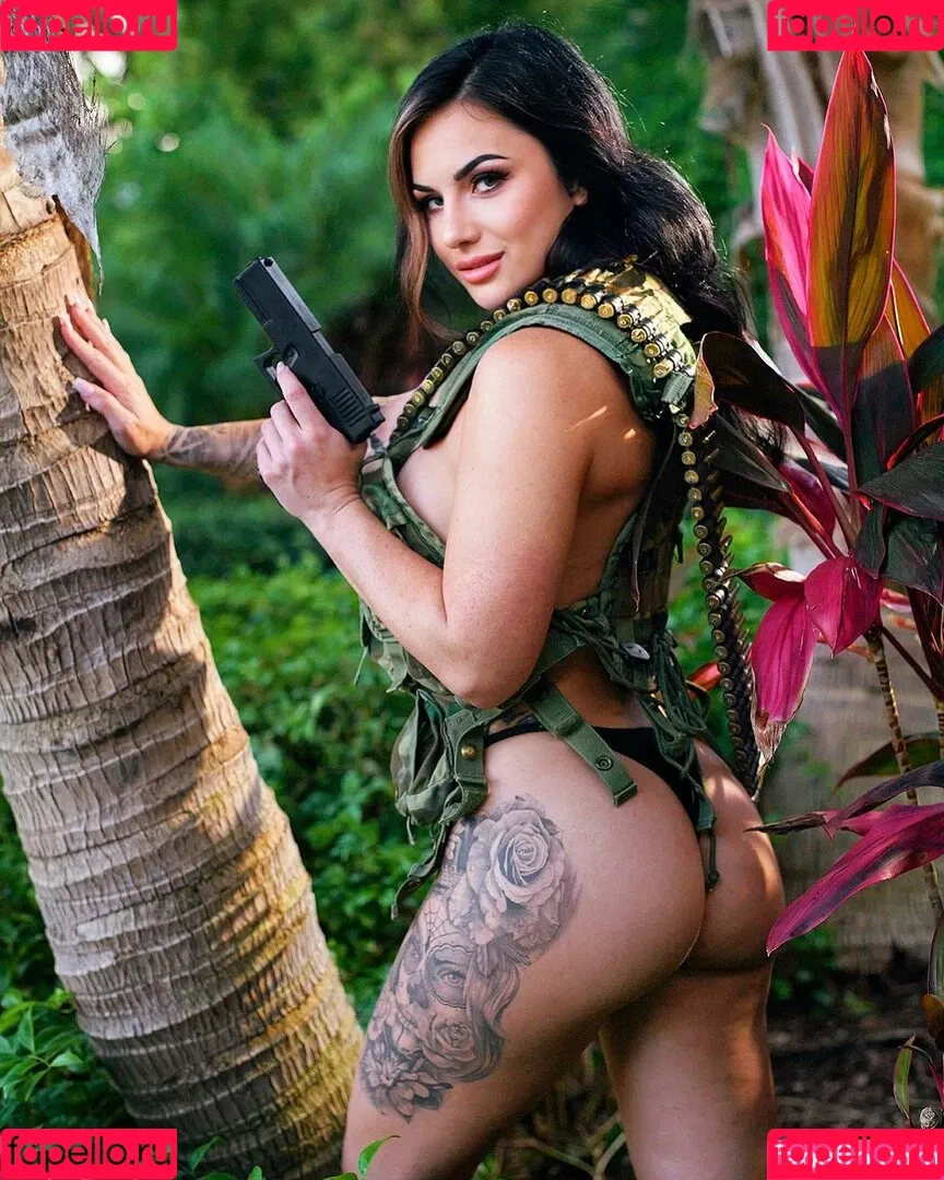 Gun Bunnies / amandashoots Onlyfans Photo Gallery 