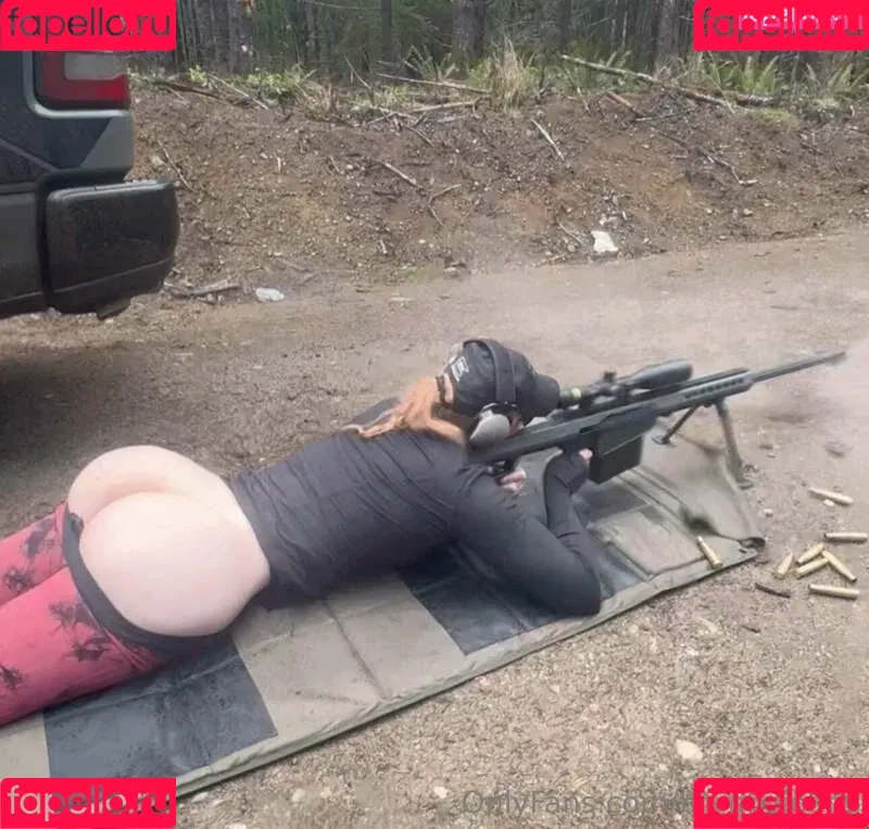 Gun Bunnies / amandashoots Onlyfans Photo Gallery 