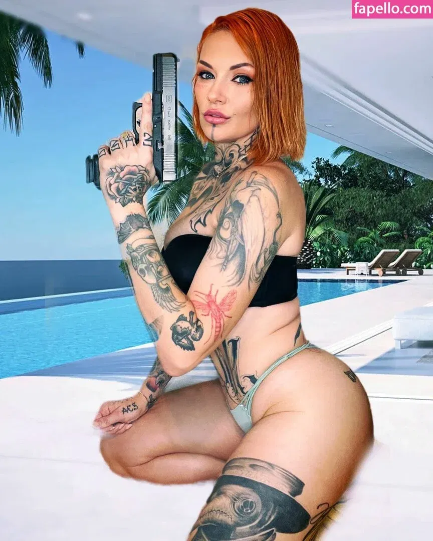 Gun Bunnies / amandashoots Onlyfans Photo Gallery 