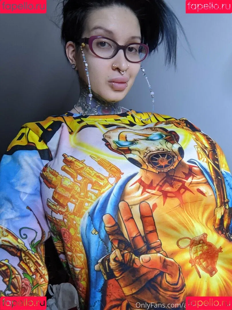 ariane_st.amour / arianestamour Onlyfans Photo Gallery 