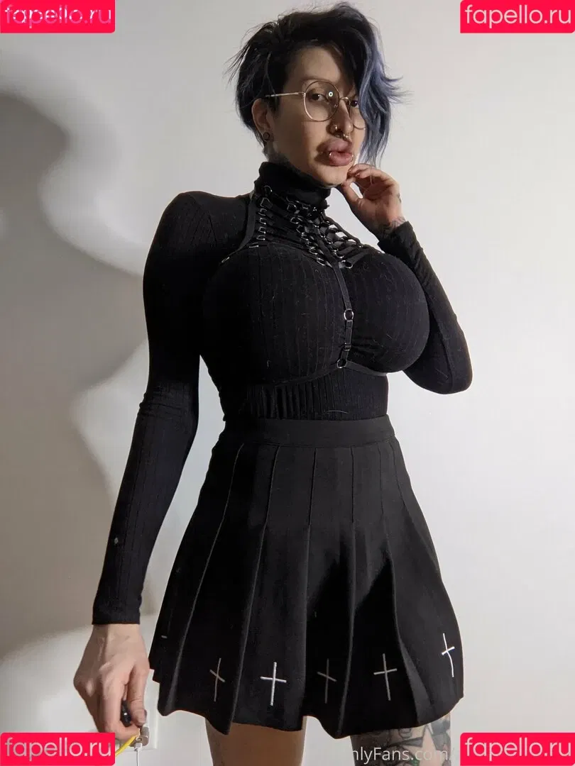 ariane_st.amour / arianestamour Onlyfans Photo Gallery 