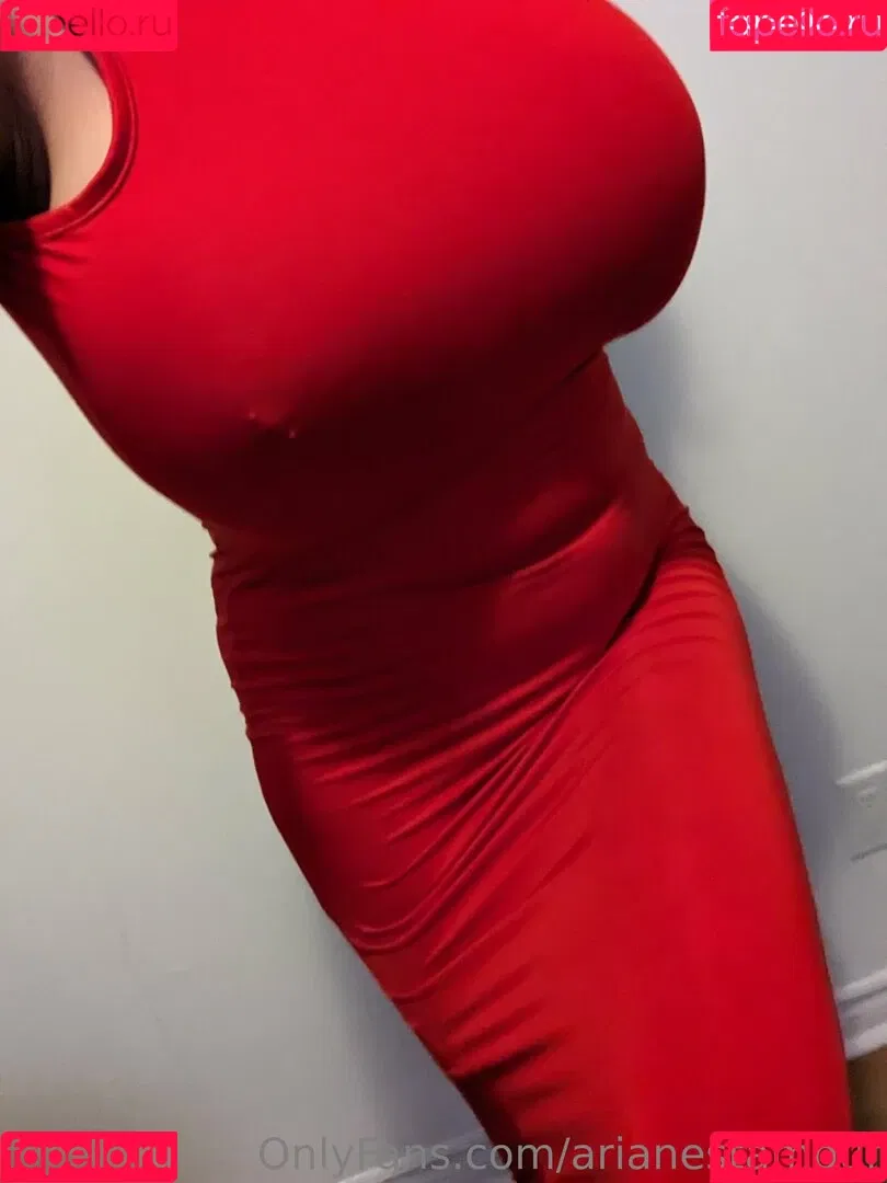 ariane_st.amour / arianestamour Onlyfans Photo Gallery 