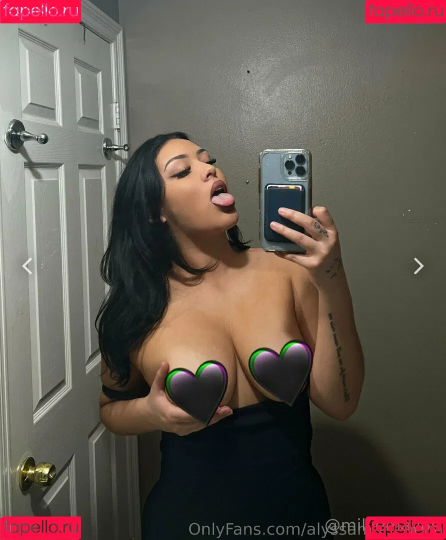 maemaya69 / milliemay69 Onlyfans Photo Gallery 