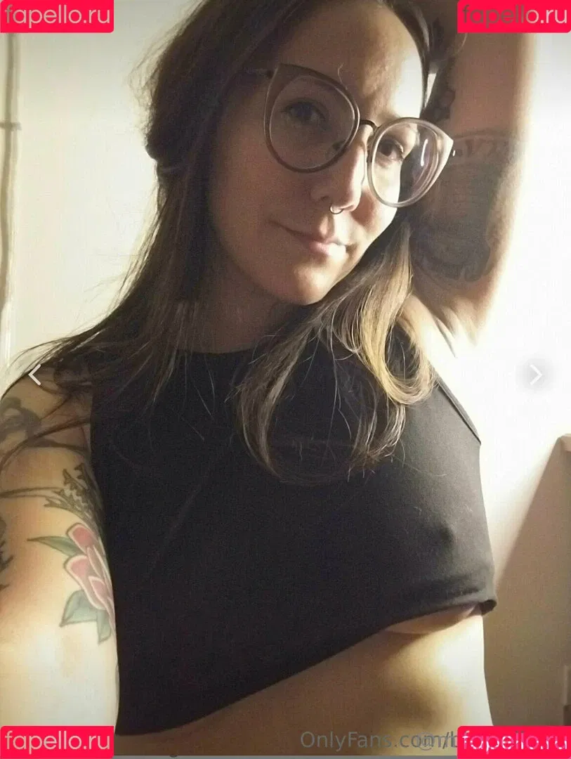 maemaya69 / milliemay69 Onlyfans Photo Gallery 