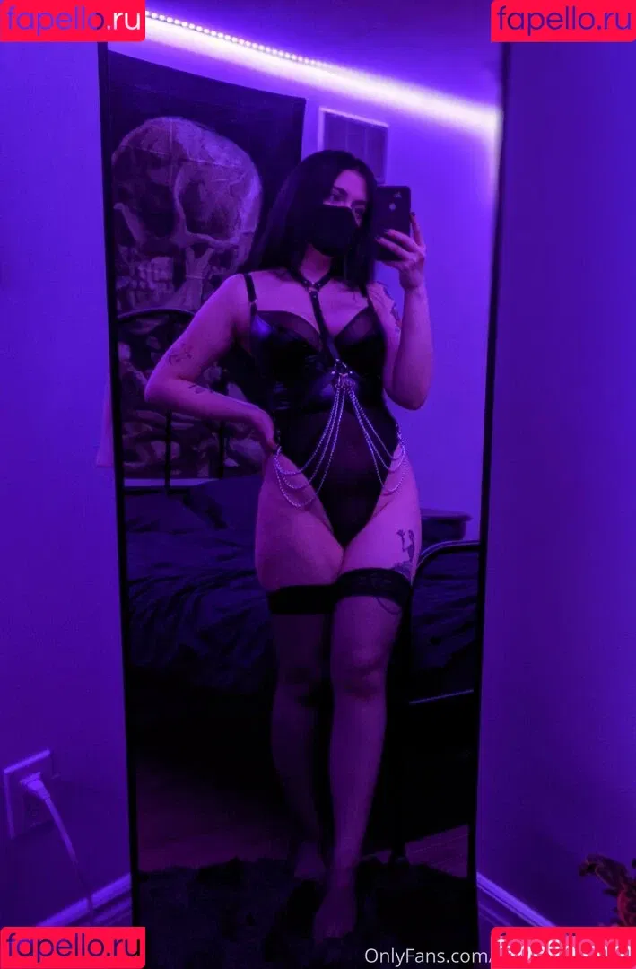 https: / kawaiiinquisitor / sp0okyspice Onlyfans Photo Gallery 