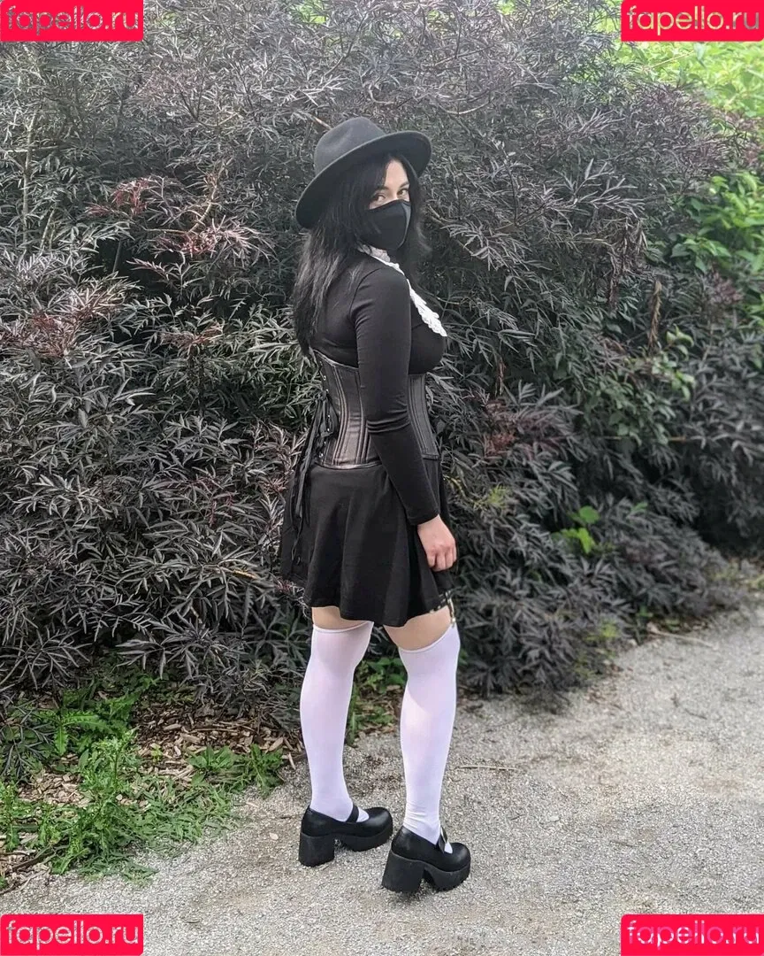 https: / kawaiiinquisitor / sp0okyspice Onlyfans Photo Gallery 