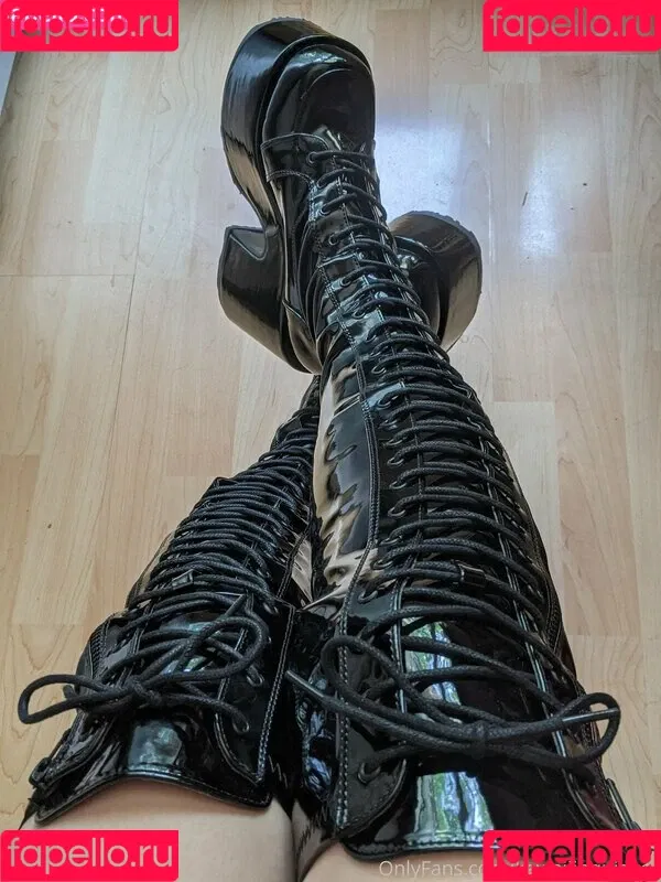 https: / kawaiiinquisitor / sp0okyspice Onlyfans Photo Gallery 