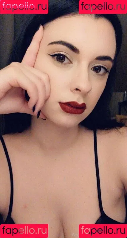 https: / kawaiiinquisitor / sp0okyspice Onlyfans Photo Gallery 