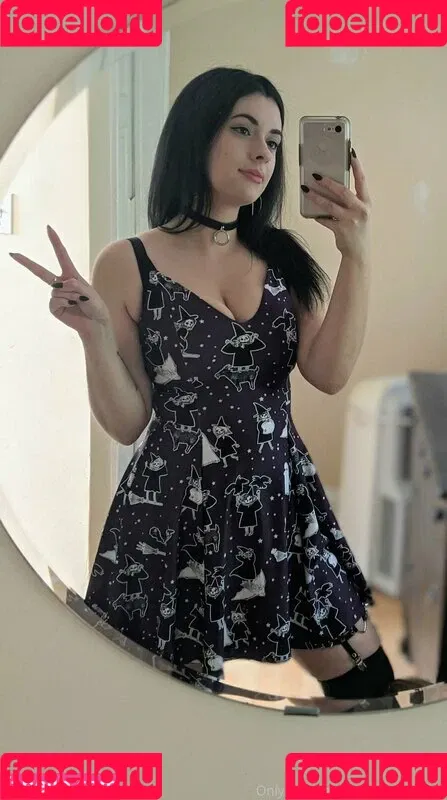 https: / kawaiiinquisitor / sp0okyspice Onlyfans Photo Gallery 