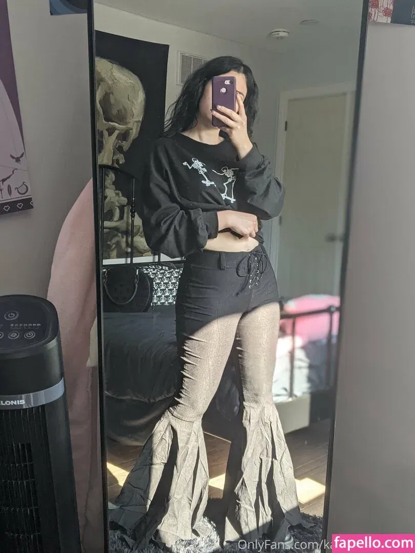 https: / kawaiiinquisitor / sp0okyspice Onlyfans Photo Gallery 