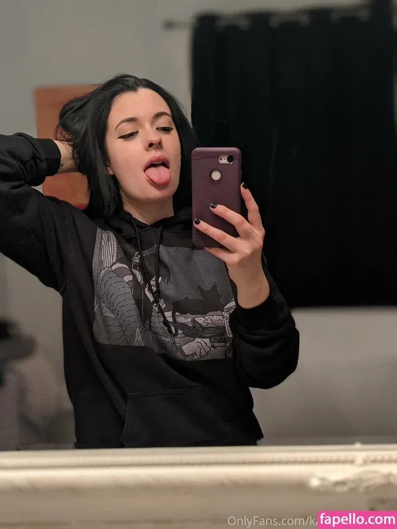 https: / kawaiiinquisitor / sp0okyspice Onlyfans Photo Gallery 