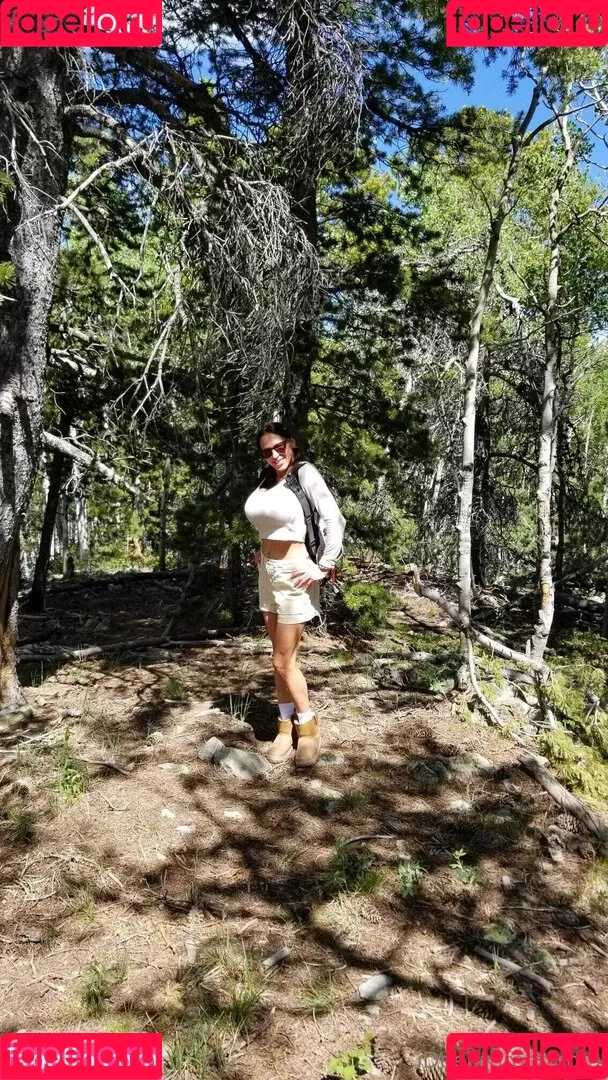 Heather Harmon / heatherharmon / imheatherharmon Onlyfans Photo Gallery 