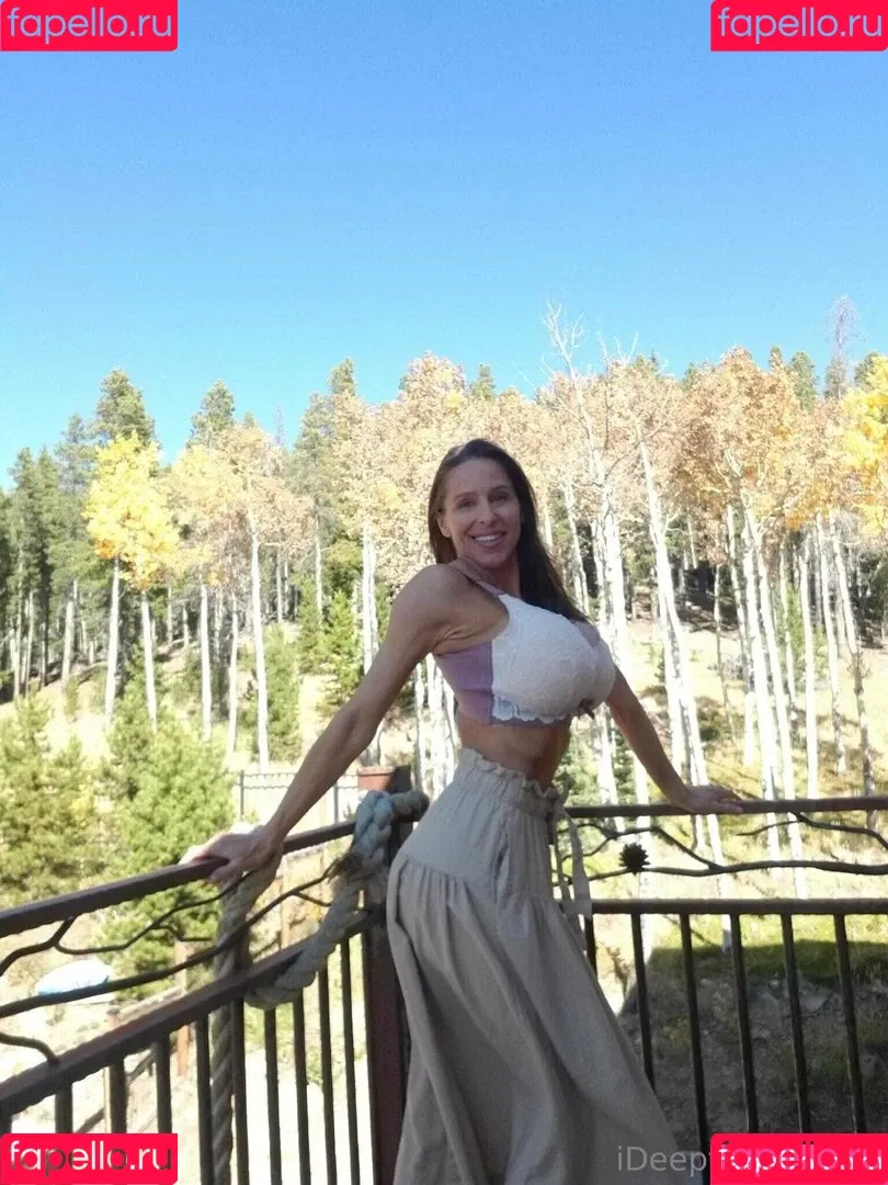 Heather Harmon / heatherharmon / imheatherharmon Onlyfans Photo Gallery 