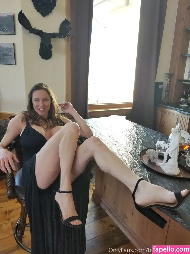 Heather Harmon / heatherharmon / imheatherharmon Onlyfans Photo Gallery 