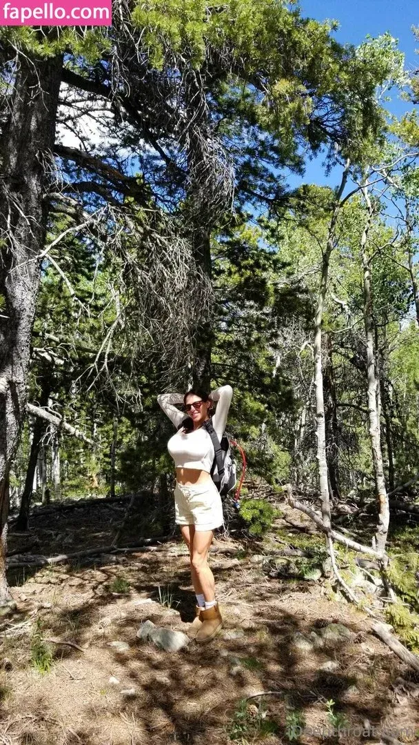 Heather Harmon / heatherharmon / imheatherharmon Onlyfans Photo Gallery 