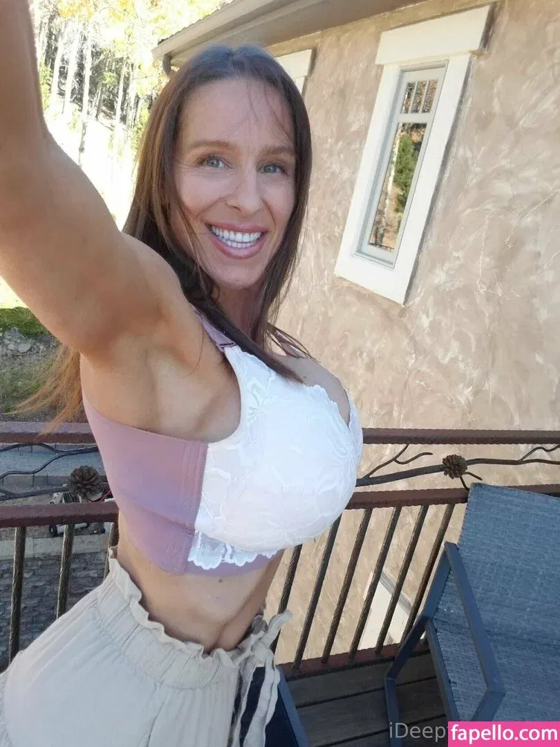 Heather Harmon / heatherharmon / imheatherharmon Onlyfans Photo Gallery 