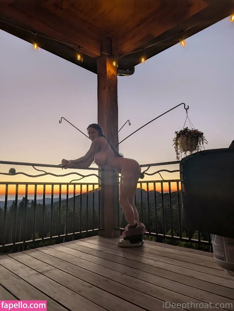 Heather Harmon / heatherharmon / imheatherharmon Onlyfans Photo Gallery 