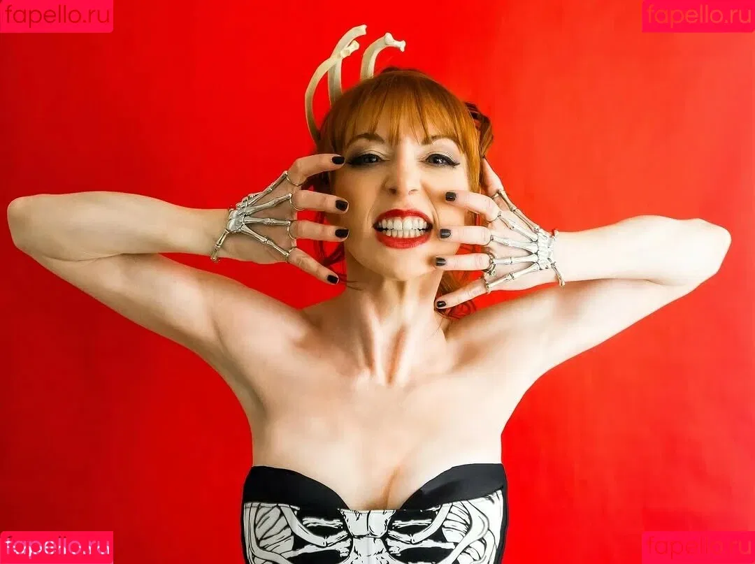 Lisa Foiles / lisafoiles Onlyfans Photo Gallery 