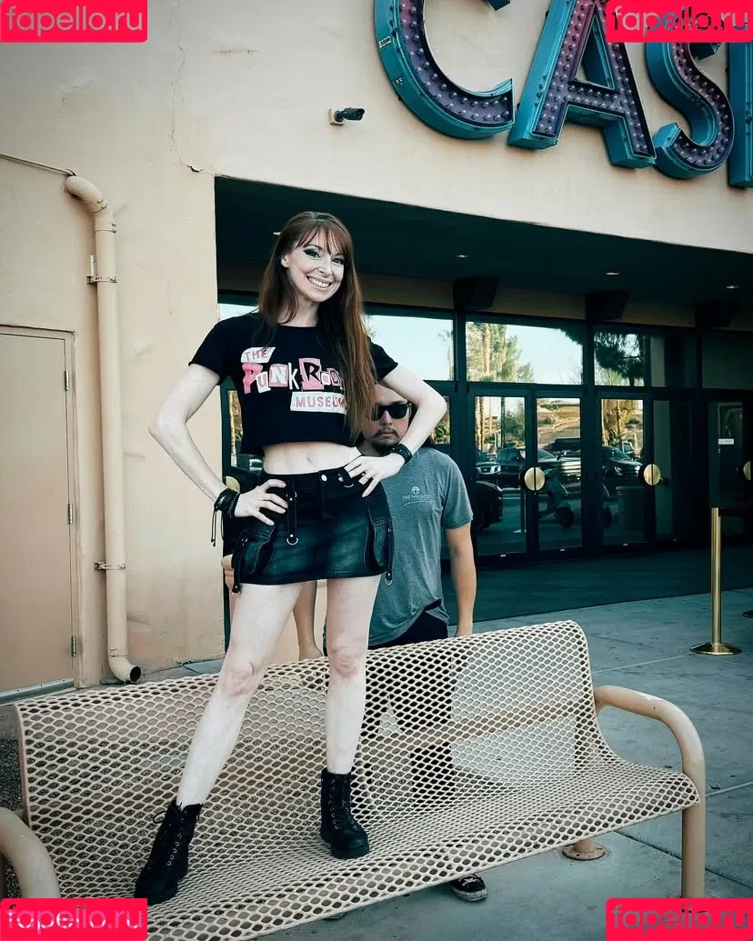 Lisa Foiles / lisafoiles Onlyfans Photo Gallery 