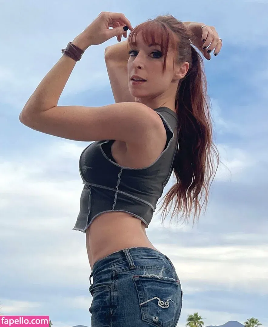 Lisa Foiles / lisafoiles Onlyfans Photo Gallery 