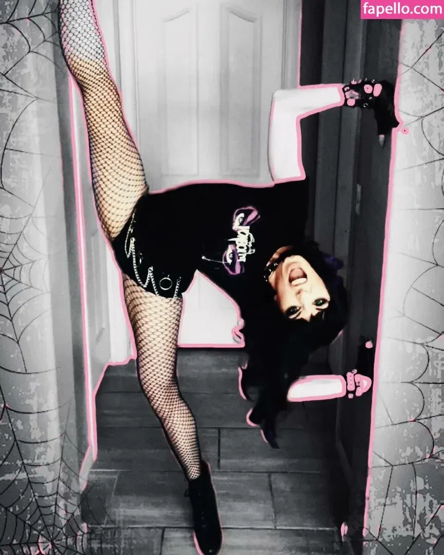 Lisa Foiles / lisafoiles Onlyfans Photo Gallery 