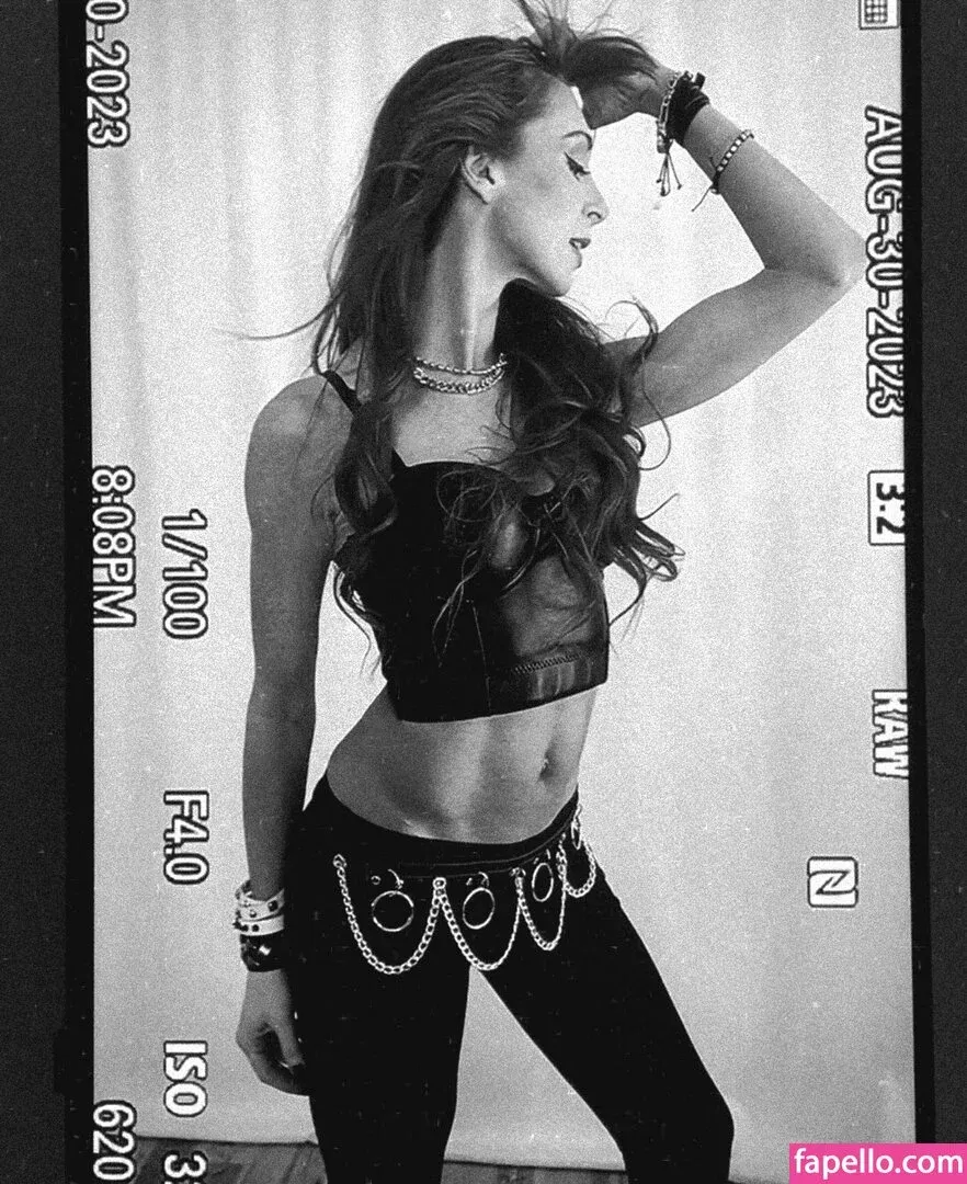 Lisa Foiles / lisafoiles Onlyfans Photo Gallery 