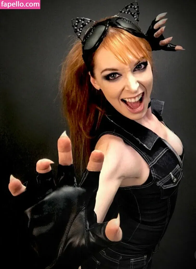 Lisa Foiles / lisafoiles Onlyfans Photo Gallery 