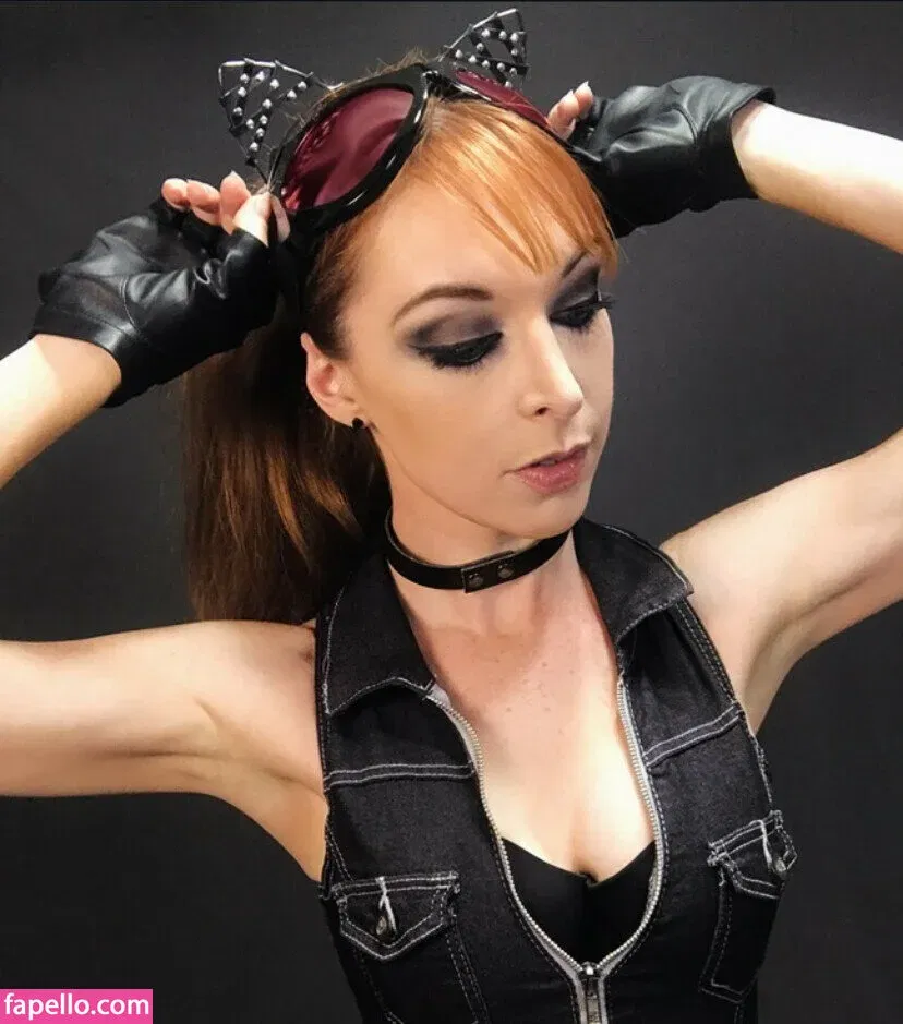 Lisa Foiles / lisafoiles Onlyfans Photo Gallery 