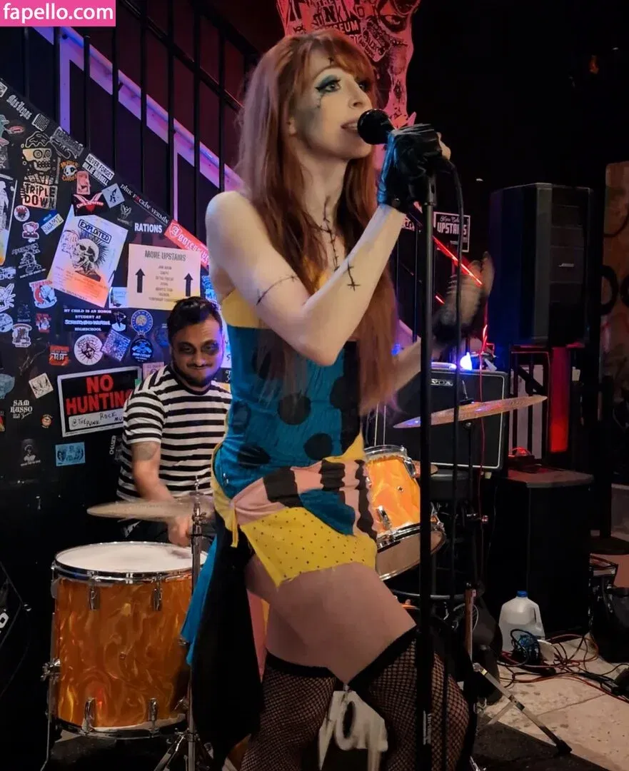 Lisa Foiles / lisafoiles Onlyfans Photo Gallery 