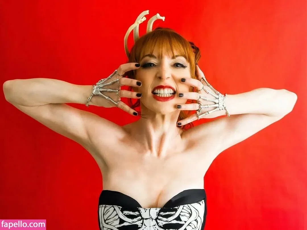 Lisa Foiles / lisafoiles Onlyfans Photo Gallery 